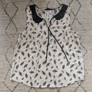 Floral Peter Pan Collar Top